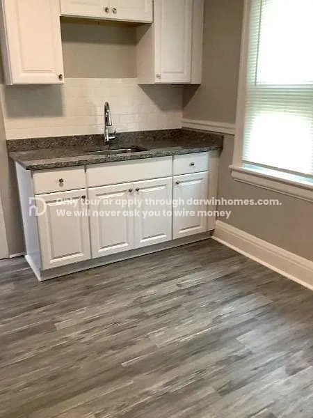 Photo - 75 Winterroth St