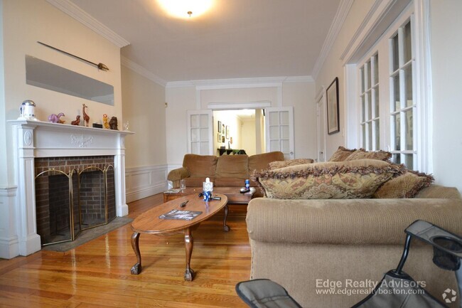 Building Photo - 1657 Commonwealth Ave Unit 1 Rental