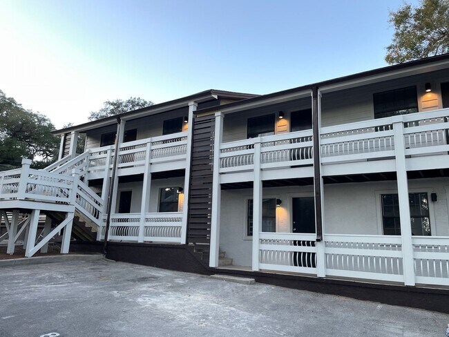 Arrowhead Apartments