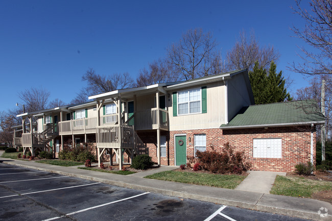 Cedar Trace Apartments For Rent in Greensboro, NC | ForRent.com