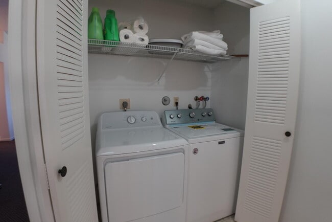 Photo - 2274 Discovery Cir W