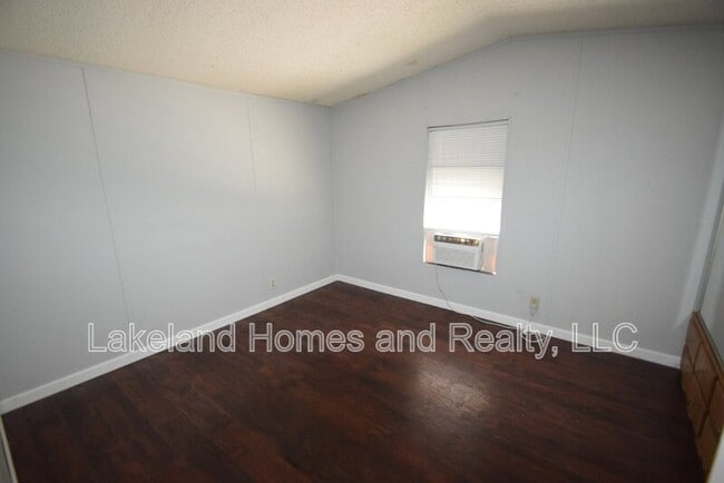 Photo - 2906 Rossi Ln