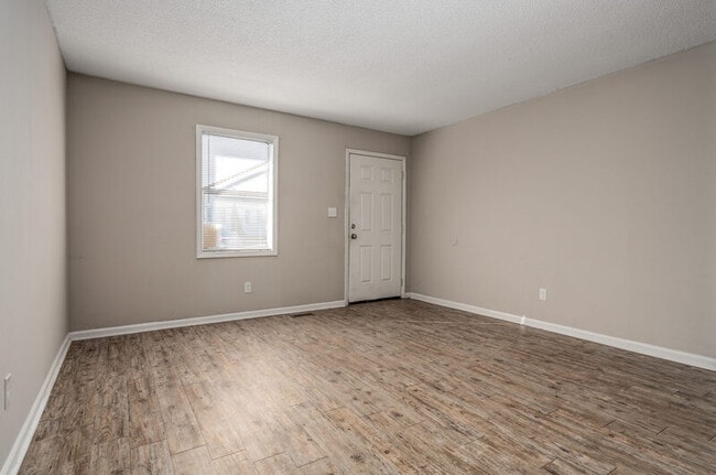 Photo - 324 Lexington St