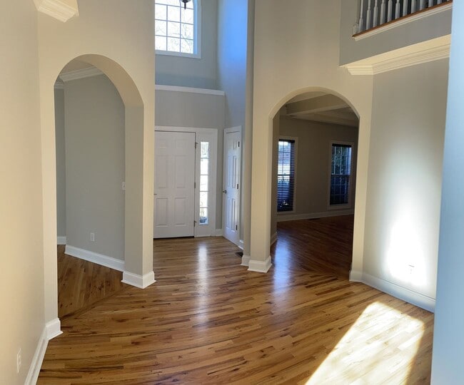 Photo - Spacious home with tons of upgrades! 4 Bedrooms/3.5 bathrooms