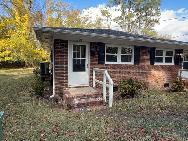 Photo - 310 Depot St