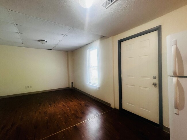 Photo - 409 Forest Ave Unit 409-B