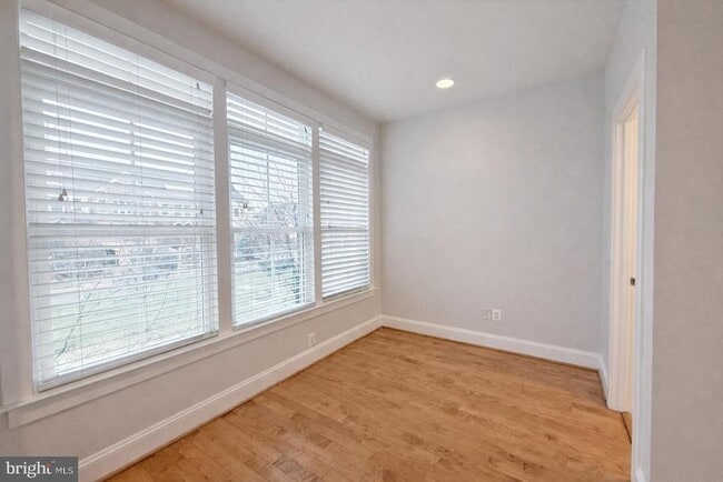 Photo - 44707 Plympton Square