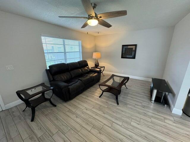 Photo - 127 Flanders Dr Unit C