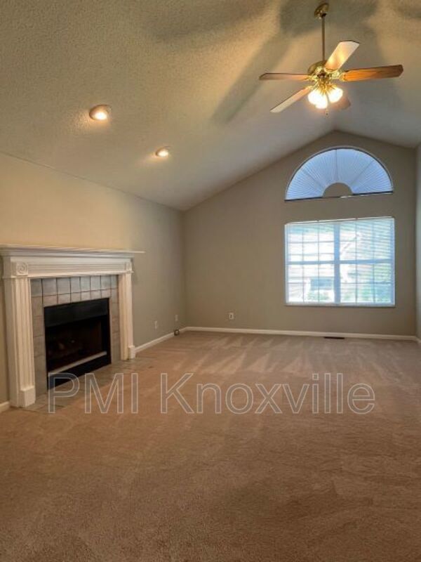 Photo - 1504 Randall Park Dr