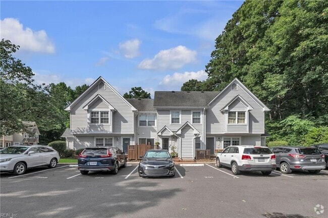 Building Photo - 404 Camberley Way Unit K Rental