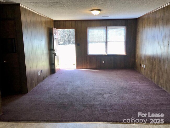 Photo - 208 Sunny Hill Dr