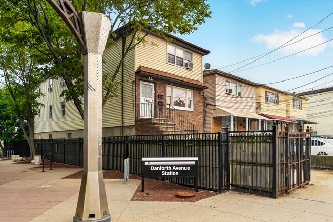 364 Princeton Ave
