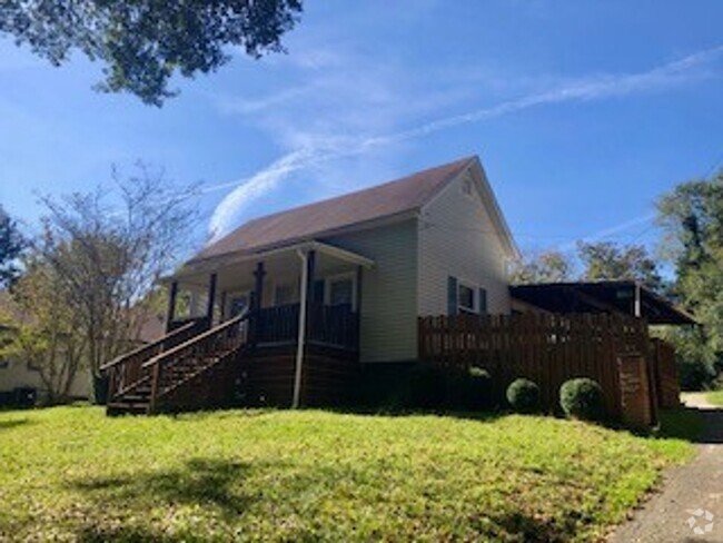 Building Photo - Move-in ready! Rental