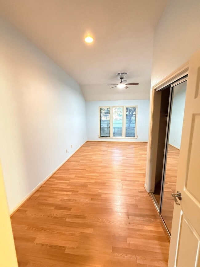 Photo - 16214 Dunmoor Dr