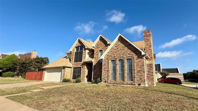 Photo - 2037 Village Green