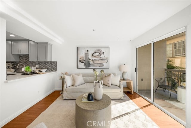 Photo - 335 S Sierra Madre Blvd