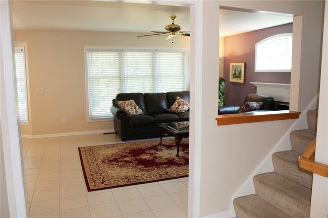 Photo - 121 Brittany Cir