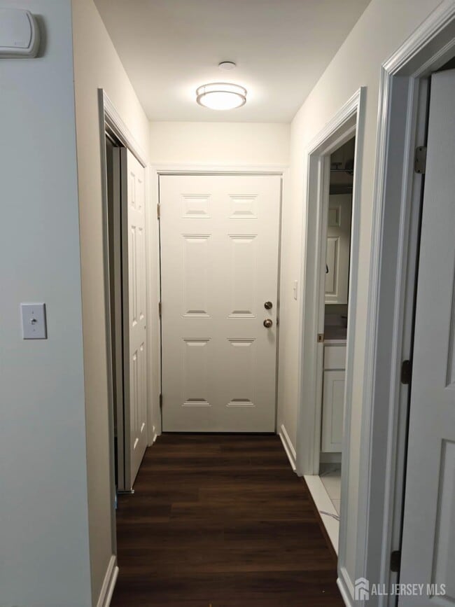 Photo - 1221 Waterford Dr Unit 1221