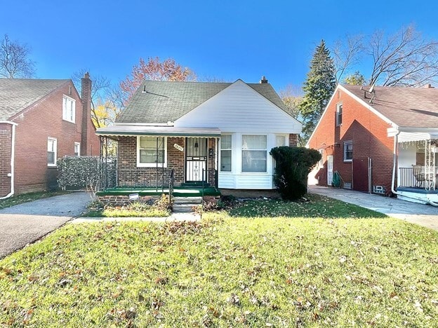 Building Photo - 20211 Gilchrist St