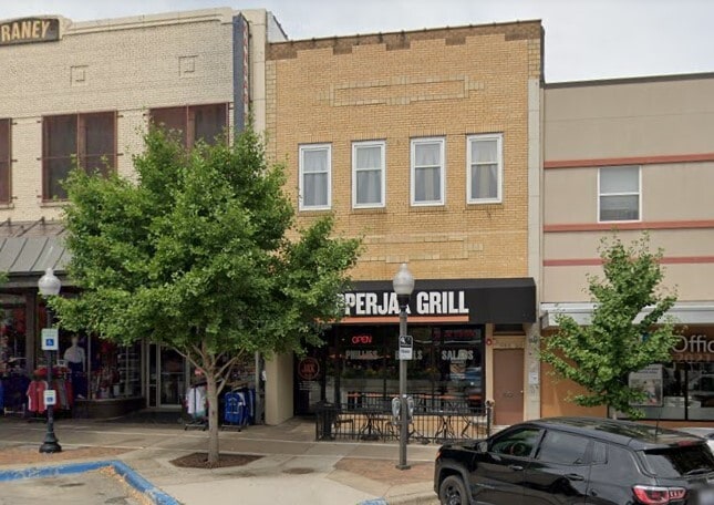 Photo - 919 Massachusetts St Unit D