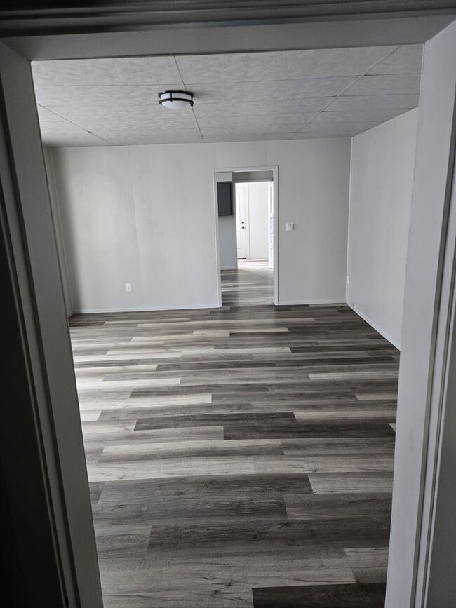 Photo - 2335 Baker St Unidad 2