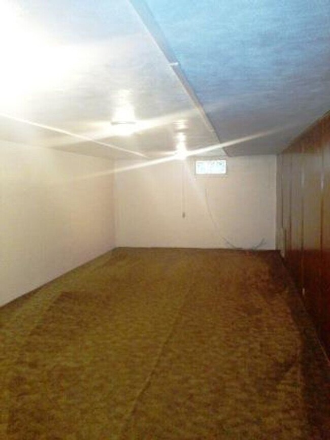 Clean, Spacious, and Rent Ready 2 bedroom ... - Clean, Spacious, and Rent Ready 2 bedroom ... House