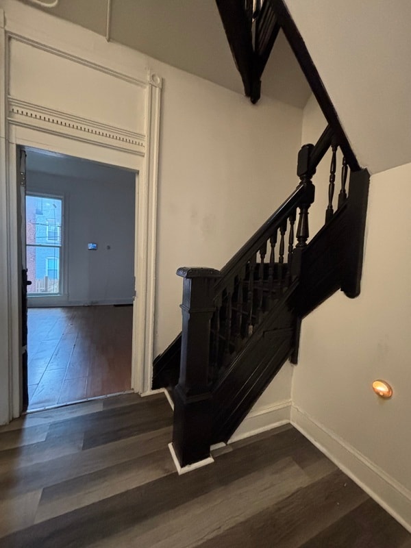 Photo - 292X Parkwood Ave Unit 1