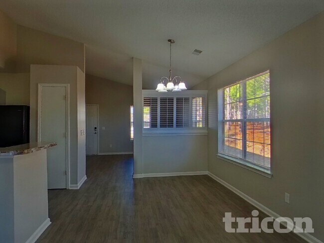 Photo - 22 Crimson Ct