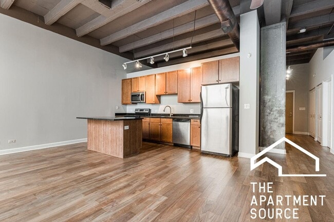 Photo - 4131 W Belmont Ave