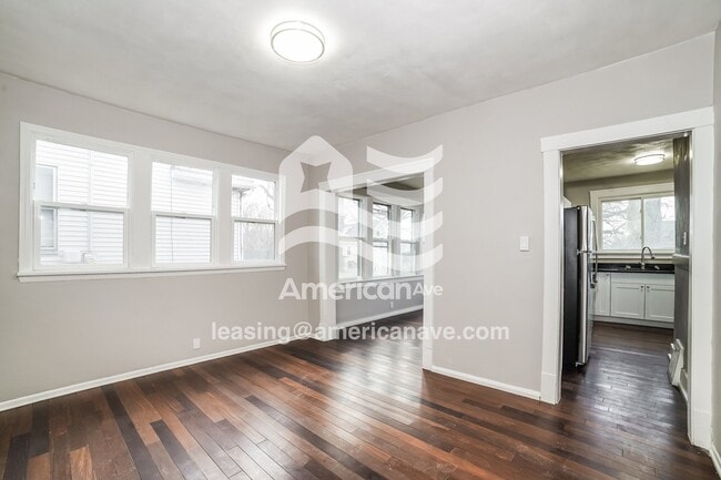 Photo - 1214 E Corrington Ave