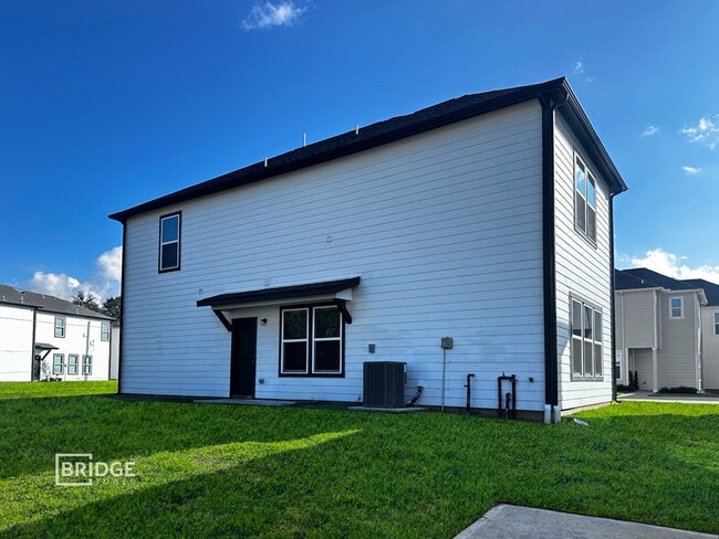 Photo - 134 Pecan Ln