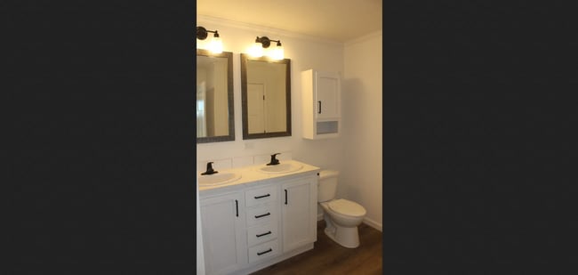 Photo - 3430 Sharon Ln