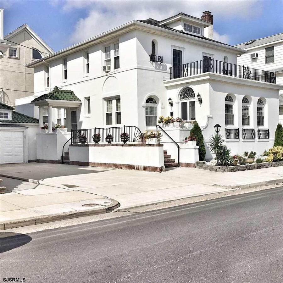 Photo - 104 S Wissahickon Ave Casa