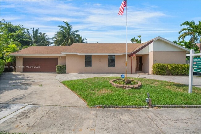 Photo - 2917 McKinley St Casa