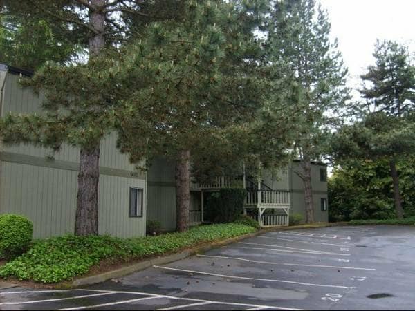 Lancaster Apartments