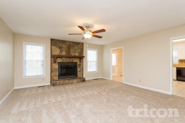 Photo - 234 Deerchase Dr