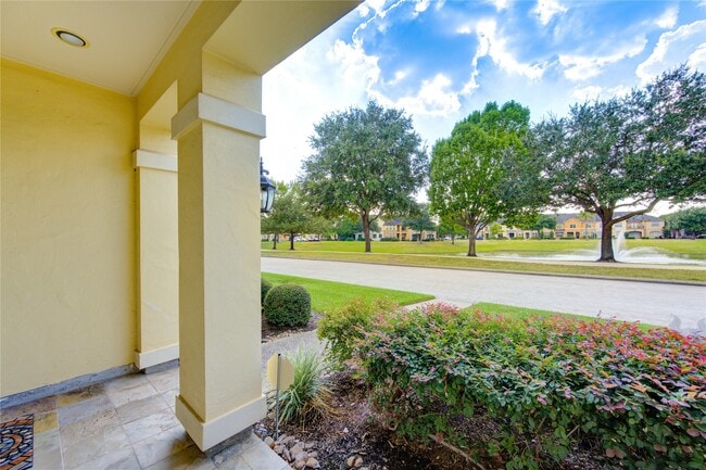 Photo - 2011 Spring Cedar Ln