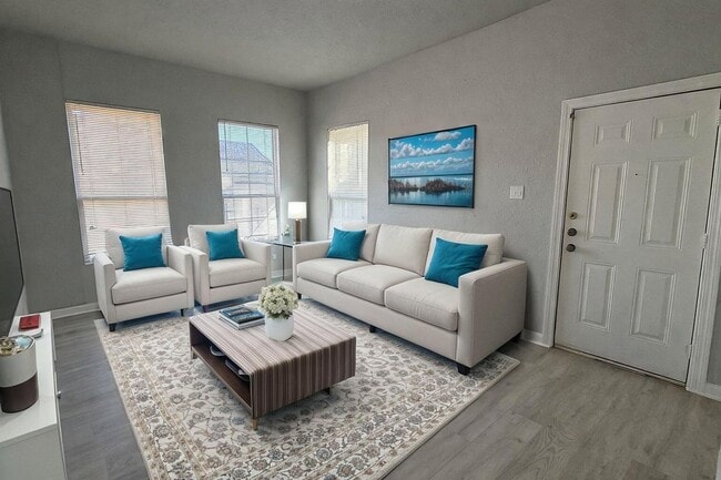 Photo - 2715 Dathe St