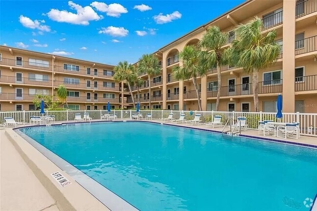 Building Photo - Welcome to Belleair Bluffs!!!! Unit A25 Rental