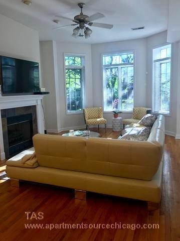 Photo - 2049 N Sheffield Ave Unit 2