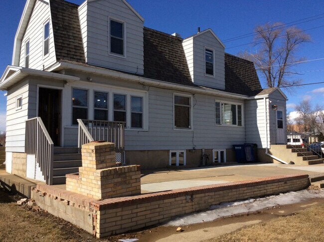 Photo - 1045 1st St W Unit #2