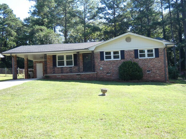 Photo - 1920 Janet Ln