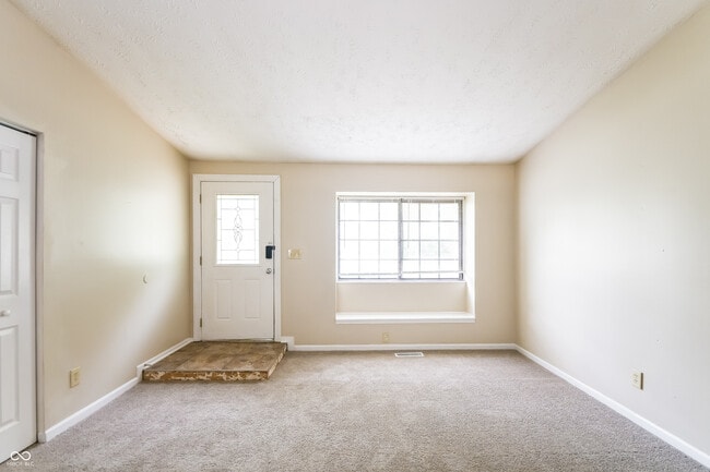 Photo - 6523 Woodmere Cir