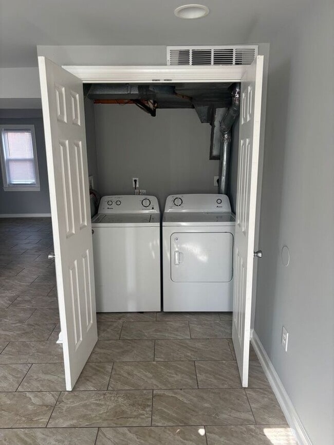 Photo - 3 Bedroom Townhome