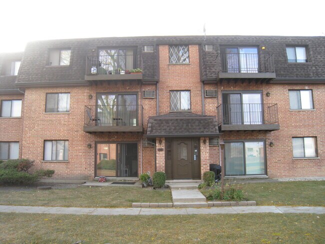 Photo - 910 S McKinley Ave Condo Unit 3B