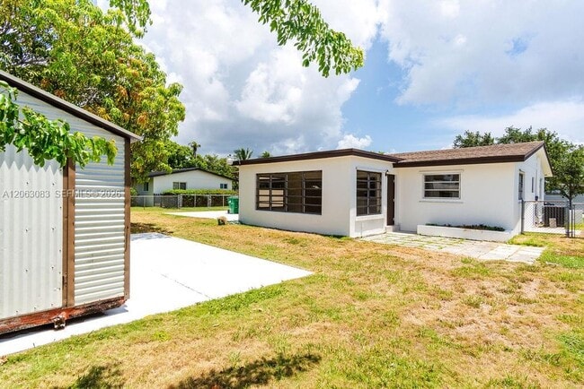 Photo - 19390 Whispering Pines Rd