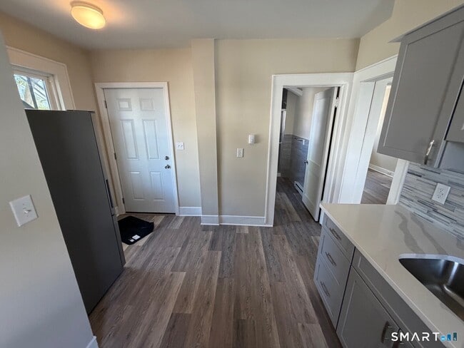 Photo - 35 9th Ave Unit 1R