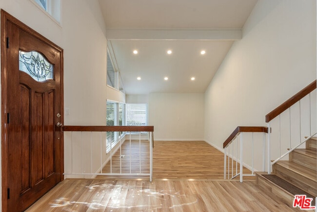 Photo - 10227 Autumn Leaf Cir