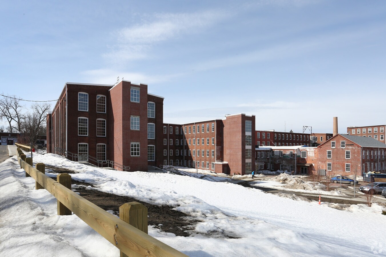 Photo - Cottage Square