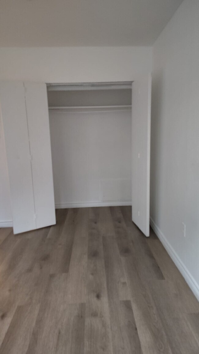 Photo - 2448 Carling Ave Unit 205